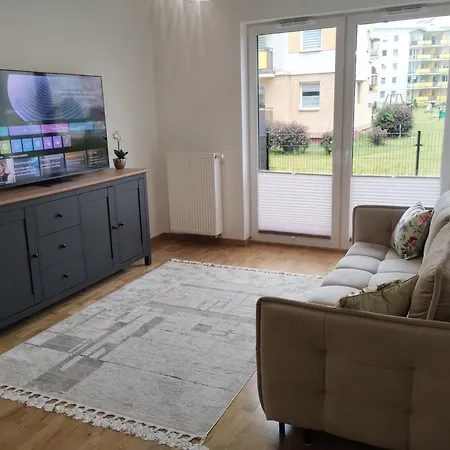Lägenhet Nowoczesny 400 M Od Plazy Prywatny Ogrodek *