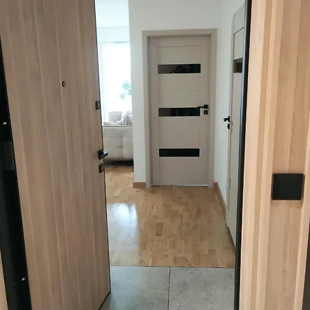 Nowoczesny 400 M Od Plazy Prywatny Ogrodek * Ełk